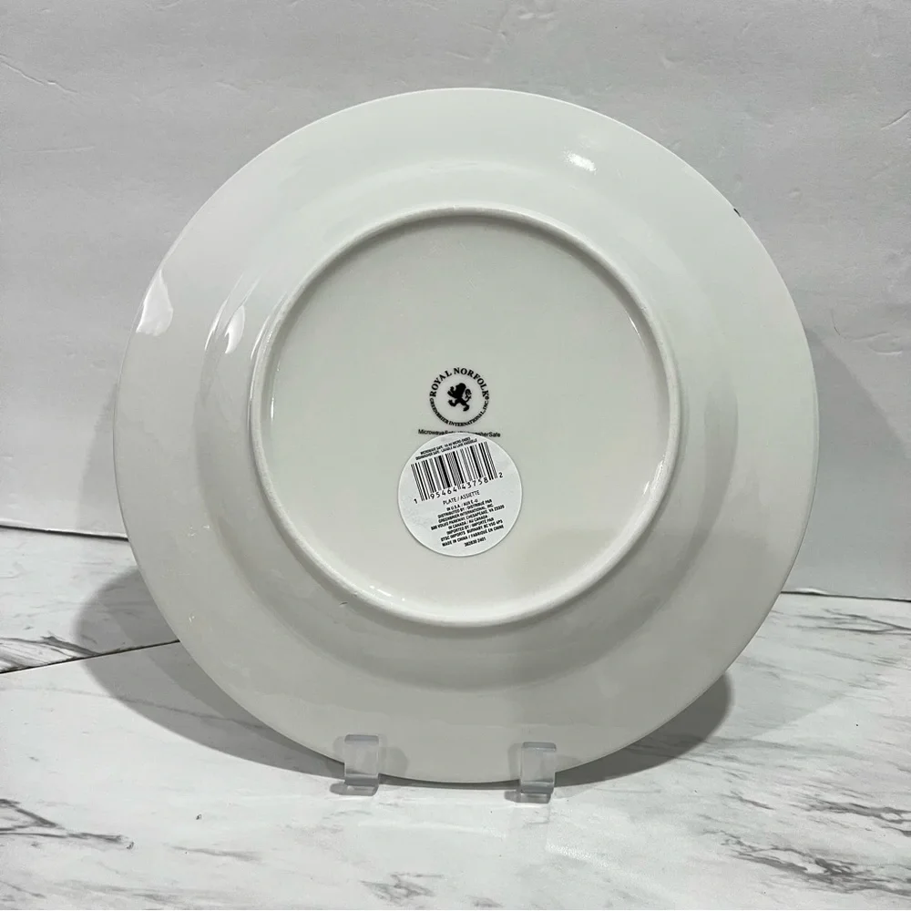 Royal Norfolk Large Dinner Plates 10.5